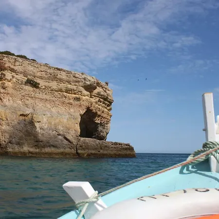 Apartment 5 Minutes Walk From The Albufeira