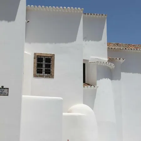 5 Minutes Walk From The * Albufeira